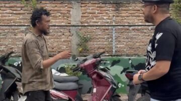 “Saya Tinggal di Jalanan, Sidikalang Tanah Kelahiran Saya” — Ungkapan Lirih Seorang Pemulung di Dapur Umum GRIB Jaya Medan