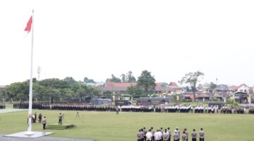 133 Personel Berprestasi Diguyur Penghargaan, Kapolda Riau: Bangun Kepercayaan Publik dengan Karya Nyata